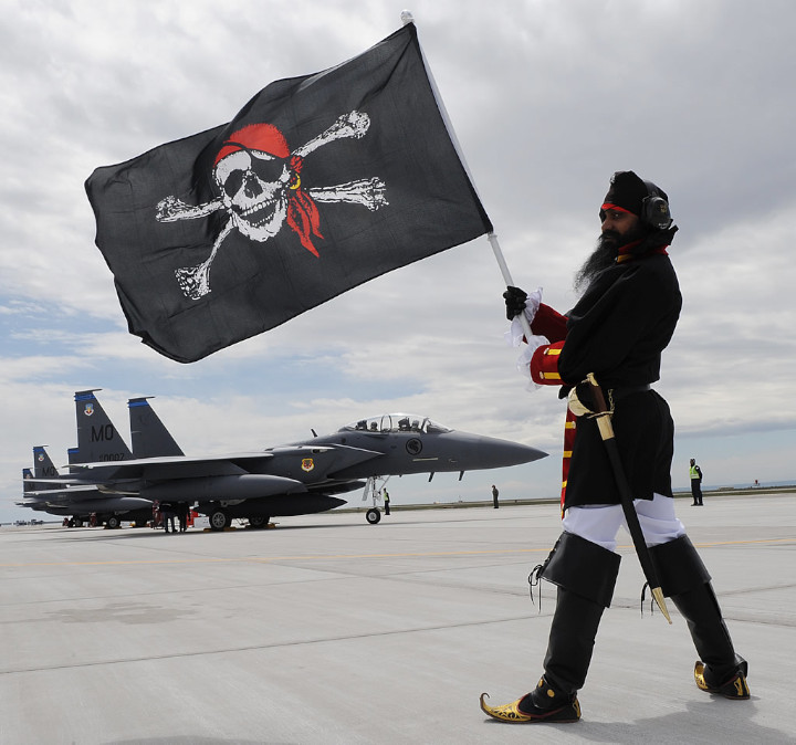 Why do RSAF Pilots need the Multi-Crew Cooperation (MCC) course?